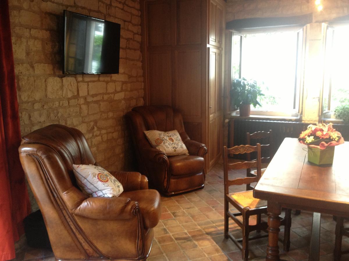 Auberge Les Tilleuls Vincelottes 외부 사진